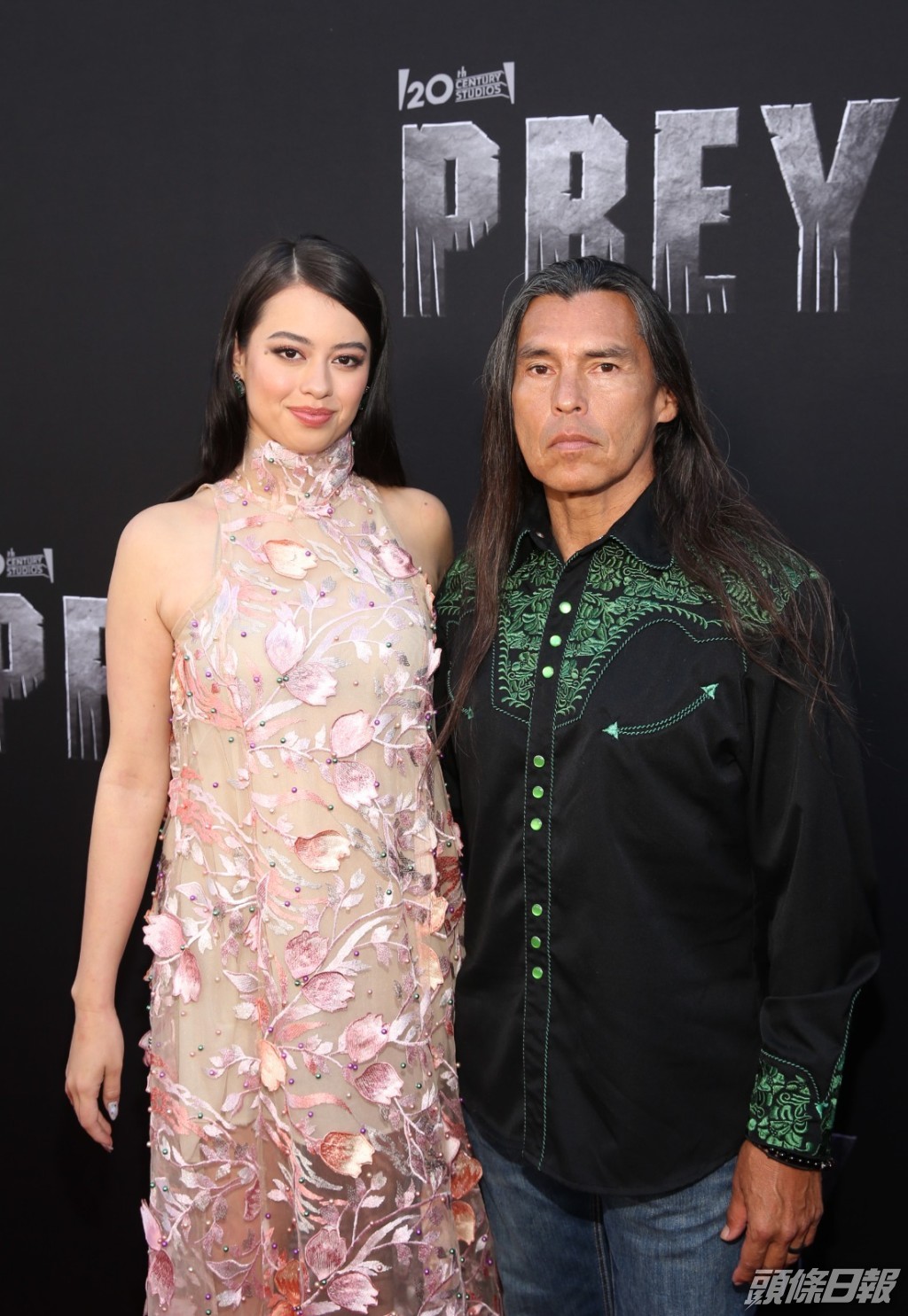 Amber的父親是《西部世界》男星David Midthunder。